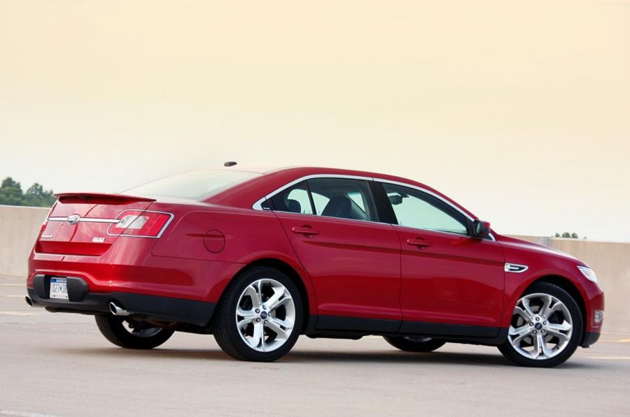  Ford Taurus SHO 2010 года  (фото 45 из 248)